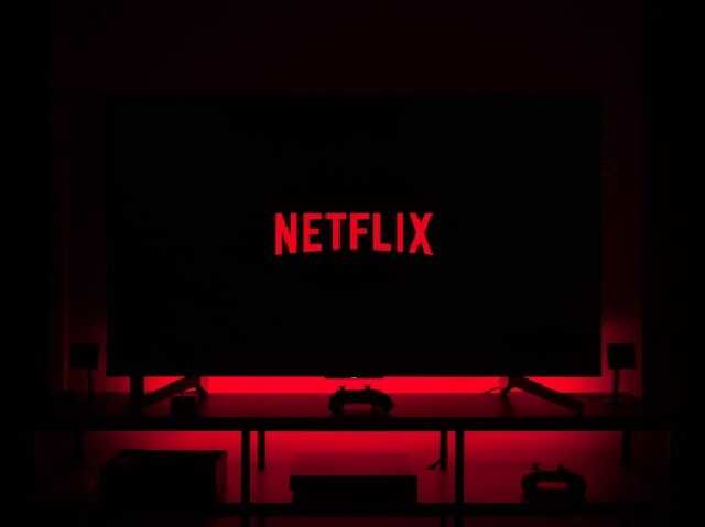 Netflix     