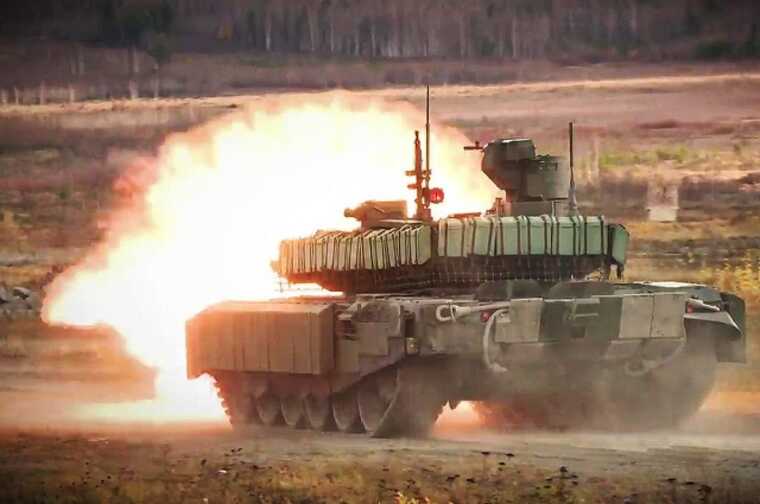 Українські військові на Донецькому напрямку підірвали російський танк Т-90 «Прорив»