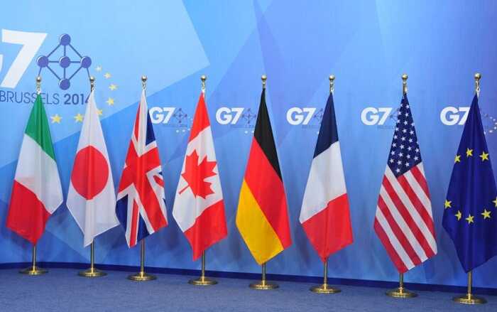 ̳   G7       