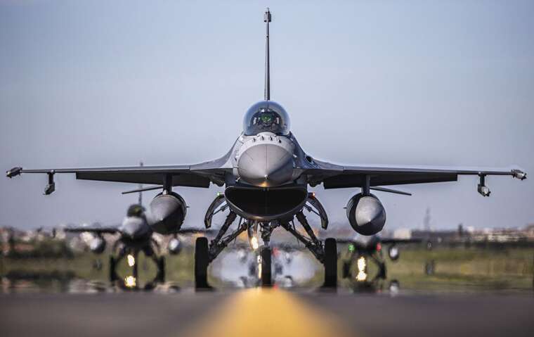 Ukraine received its first F-16s from the Netherlands,  Minister of Defence of the country Brekelmans