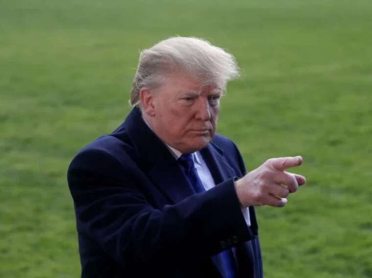 Трамп критикує Байдена за економічне керівництво та фізичний вигляд: "Сонний Джо" і пляжний відпочинок