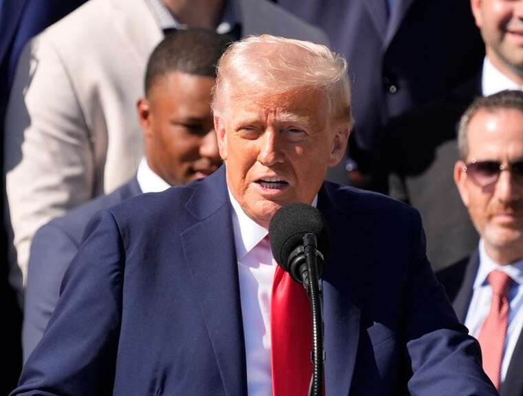 Трамп запропонував участь Росії в чемпіонаті світу з футболу як стимул для припинення війни в Україні