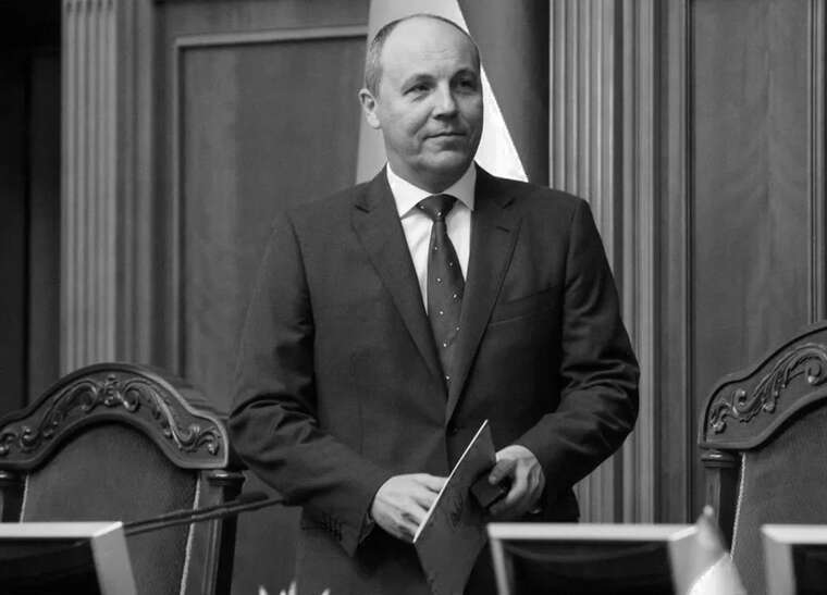 Київрада пропонує назвати безіменний проїзд на Грушевського на честь Андрія Парубія