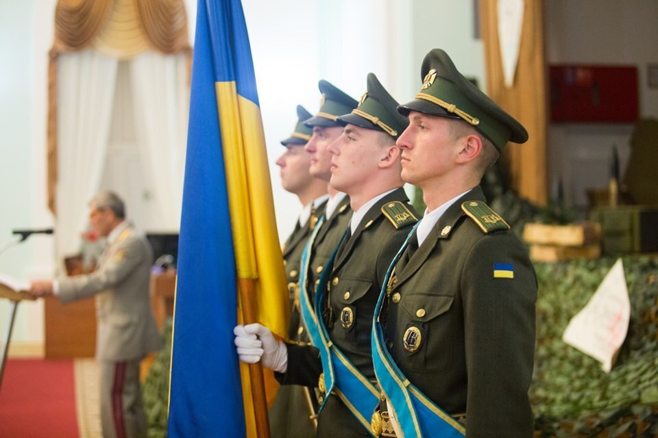 Главный военный вуз Украины опозорился праздничным "победобесием": сеть в гневе