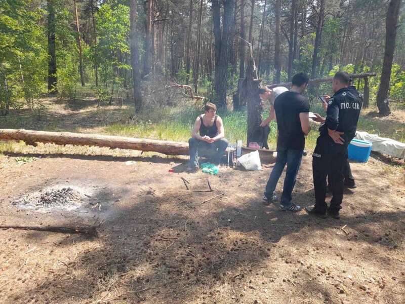 Київські військкоми вручали повістки любителям шашликів