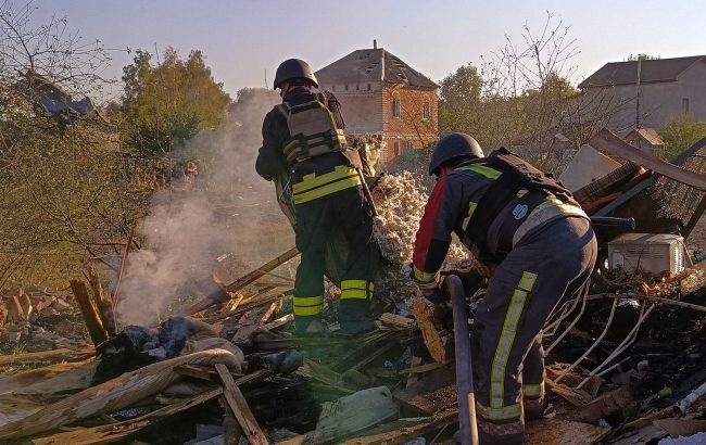 Fire and destroyed houses. Photos of the consequences of the RF strike on Sumy have appeared